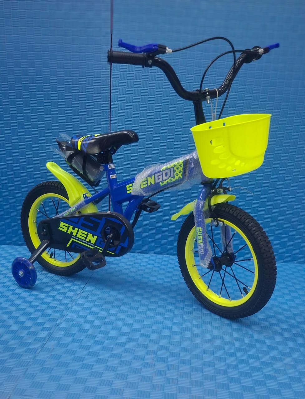Cool Blue & Orange Kids' Cycle – Fun & Stylish Ride